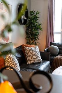 The Hideaway Hub - 6