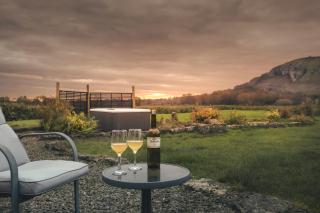 Leavens Farmstead a Rural Lake District Retreat with Hot Tub - Ridgestone - 8