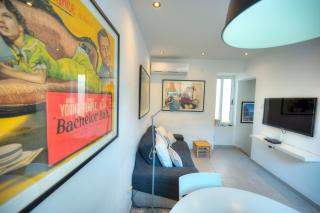 SEAVIEW 2x Double Bedrooms, 2x En-suite Bathrooms, Modern WHOLE Traditional Townhouse, 30 seconds to Ferry & High Street, Kitchen, Living Area, & Terrace Space - Sliema - 7