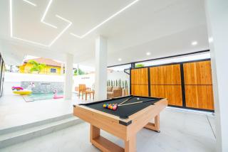 Sea of clouds 芭提雅现代轻奢4卧5卫近海泳池别墅 - Jomtien - 3