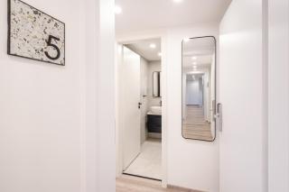 E44 - Erzsébet Boulevard Residence - Best Location by BQA - Budapest - 4