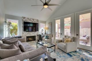 Pool Access and Patios Luxe Home in Scottsdale! - Scottsdale - 0
