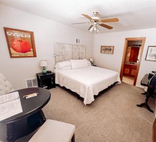 Gruene Cottages - New Braunfels - 2