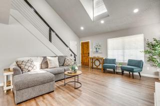 Modern Mobile Home with Deck and Fully Fenced Yard! - Tillmans Corner - 7
