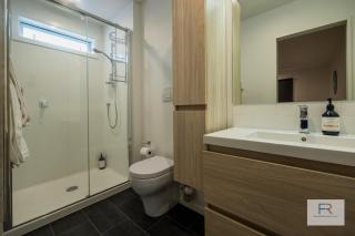 Stylish Northcote Point Bungalow - 1