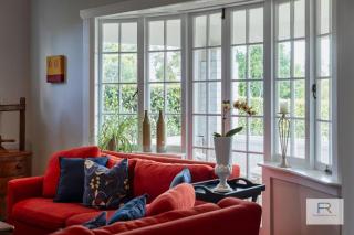 Grand Character Villa in Meadowbank - 6