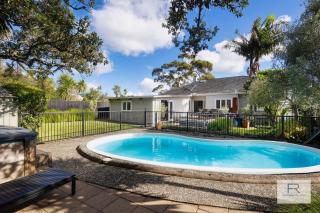 Grand Character Villa in Meadowbank - 5