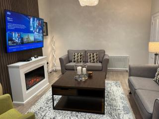 Luxury 2 Bedroom Cottage - 7