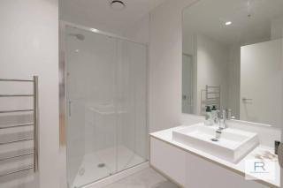 Fab Apartment with Garden by Furnished Rentals - Auckland - 7