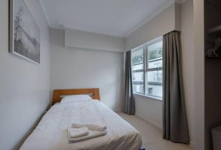 Charming One Tree Hill House by Furnished Rentals - Auckland - 8
