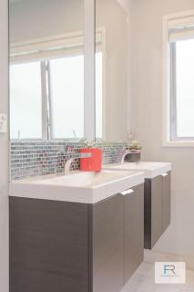 Executive Home Murrays Bay - Auckland - 7