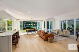 Luxurious Meadowbank home - 1