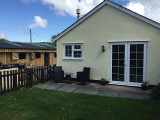 Monks Cleeve Bungalow Exford - 1