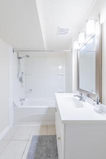 UofC-SAIT-Banff Trail-Suite A&B - 5