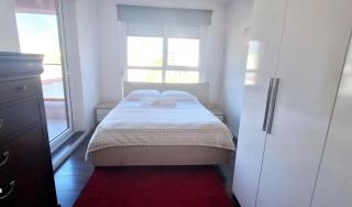 Modern Mountain View P&E Tirana Apartment Netflix included - Tirana - 5