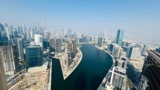 Luxurious Spacious with Breathtaking Views Spacious Burj View Luxury Apartments on High Floor Central Dubai Business Bay Downtown - Dubai - 9