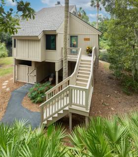 Pool and Beach Access, Lagoon Views, Bikes - Hilton Head Island - 3