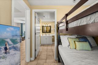 Beachfront Retreat! Spacious Resort Condo with Great Views! by Dolce Vita Getaways PCB! - Panama City Beach - 1