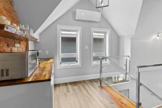 ENTIRE BACHELOR UNIT EN-SUITE ACROSS FROM GOOGLE - br4 - Kitchener - 7