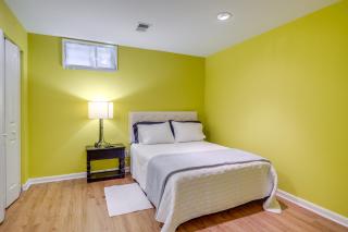 20 Mi to Downtown DC Pet-Friendly Lorton Apt! - 8
