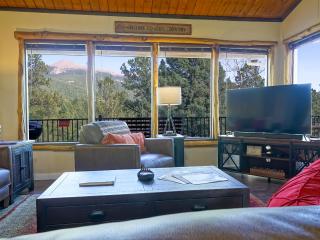 Hills Mountain Hideaway - 8