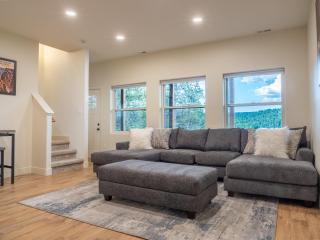 Mountain Serenity Retreat - 5