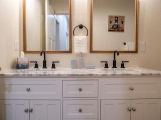 Mountain Serenity Retreat - 2