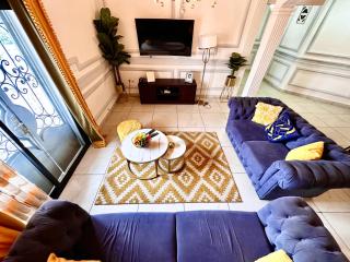 Appartement 2 et 1 chambres salon balcon canal sat wifi Netflix parking gardien 24 sur 24 - Douala - 8