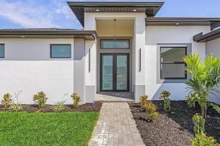 Cape Coral home with pool and game room - 8