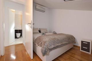 Apartment Leo - Ploče (Porto Tolero) - 4