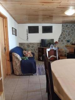 Comfortable house in Cortes do Meio with garden - 5