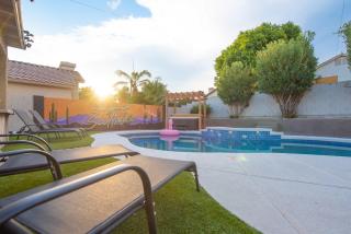 Scottsdale Paradise Poolside with Hot Tub & Gym - Phoenix - 3