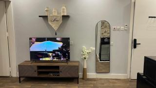 غرفة وصالة أنيقة - 7