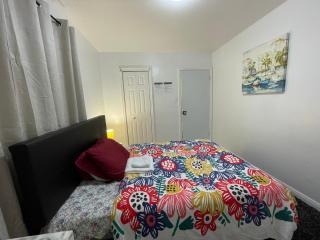 Toronto Room with Balcony - Midtown - Toronto - 4