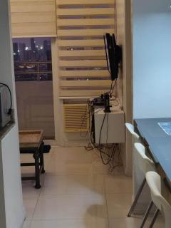 Experience OCEAN VIEW Rooms in The Heart Of Manila, Enjoy FREE ACCESS To The POOL, SAUNA, PLUS MASSAGE PROMO In Prime Location Near The US Embassy, NAIA, Makati, BGC, Mall of Asia, And Chinatown This Is A Limited-Time Offer, Book Now - 2