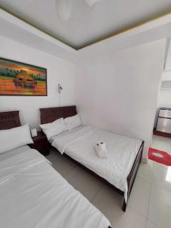 Experience OCEAN VIEW Rooms in The Heart Of Manila, Enjoy FREE ACCESS To The POOL, SAUNA, PLUS MASSAGE PROMO In Prime Location Near The US Embassy, NAIA, Makati, BGC, Mall of Asia, And Chinatown This Is A Limited-Time Offer, Book Now - Manila - 9