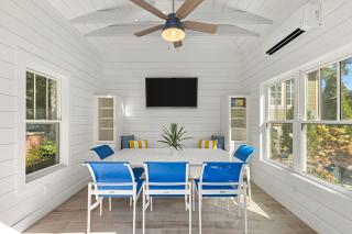 Union Pier Summer House - Bamboo Suite #3 - Union Pier - 2