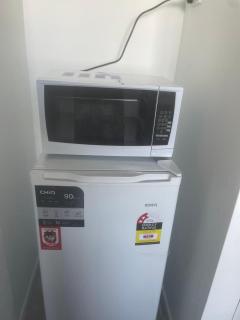 Spacious studio unit - Rochedale South - 1