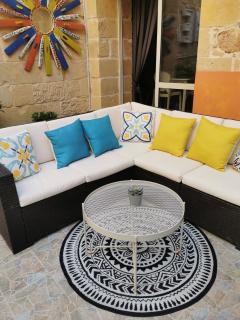 Large Bedroom in Boutique Style Farmhouse B&B with Pool - Il-Pergla - 7