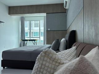 Mount Austin #Akademik Suite Premium Style 1-2Pax - 1