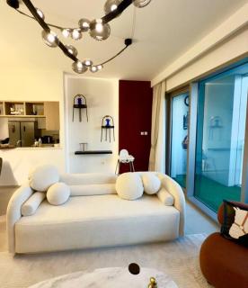 Burj Khalifa & Fountain View In Downtown - Opposite To Dubai Mall - Super High Floor - Big Balcony Setup - Dubai - 6