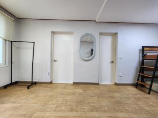 Daemyeongyeok - house of gallery - 3