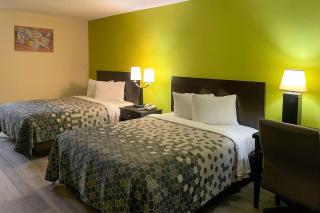Econo Lodge Inn & Suites Sweetwater I-20 - Sweetwater - 1