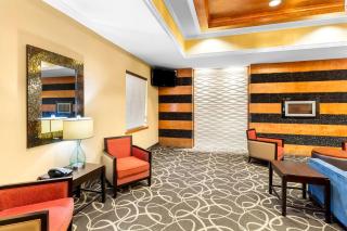 Comfort Suites at Katy Mills - 8