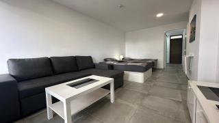 Top Studio, 4 OG, seitlicher Meerblick, im Herzen von Playa del Inglés, Gran Canaria - Playa del Inglés - 9