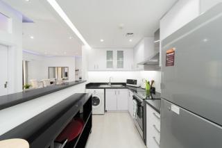 Jbr beach walk apartment front sea Amazing view - Dubai - 2