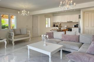 Pano Stalos Villas - 2