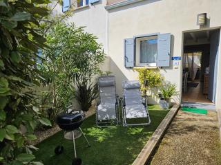 Maison 3 étoiles à 50m mer plages îles nature piscine chauffée jacuzzi privé WIFI - Port-des-Barques - 2