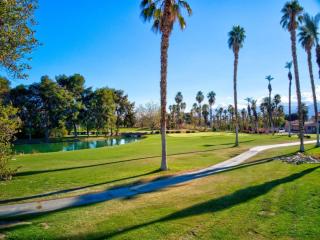 Indio Oasis Casita by Rather Be Properties - Indio - 3