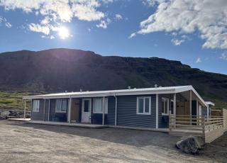 Strönd Guesthouse - Birkimelur - 0